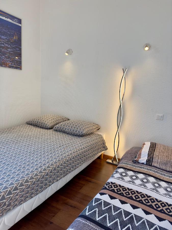 Petit Nid Cosy Au Coeur Du Puy 1 A 5 Personnes Apartment Le Puy-en-Velay Bagian luar foto